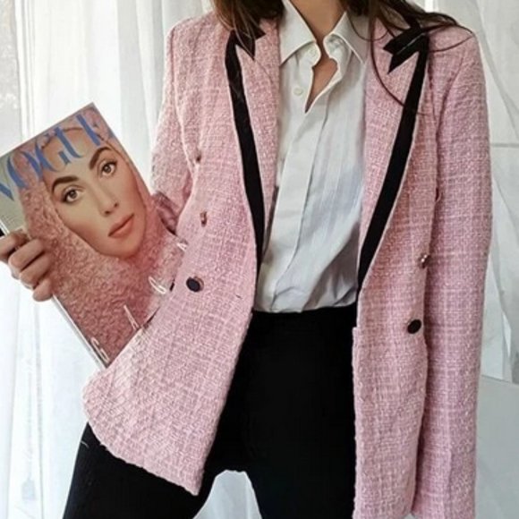 stunning classic Pink tweed double breasted blazer with black trim - Picture 10 of 14